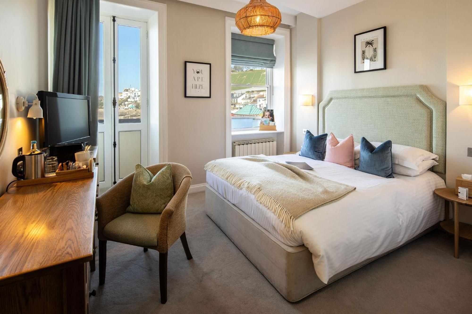 The Moorings Hotel & Restaurant Gorey Exteriör bild